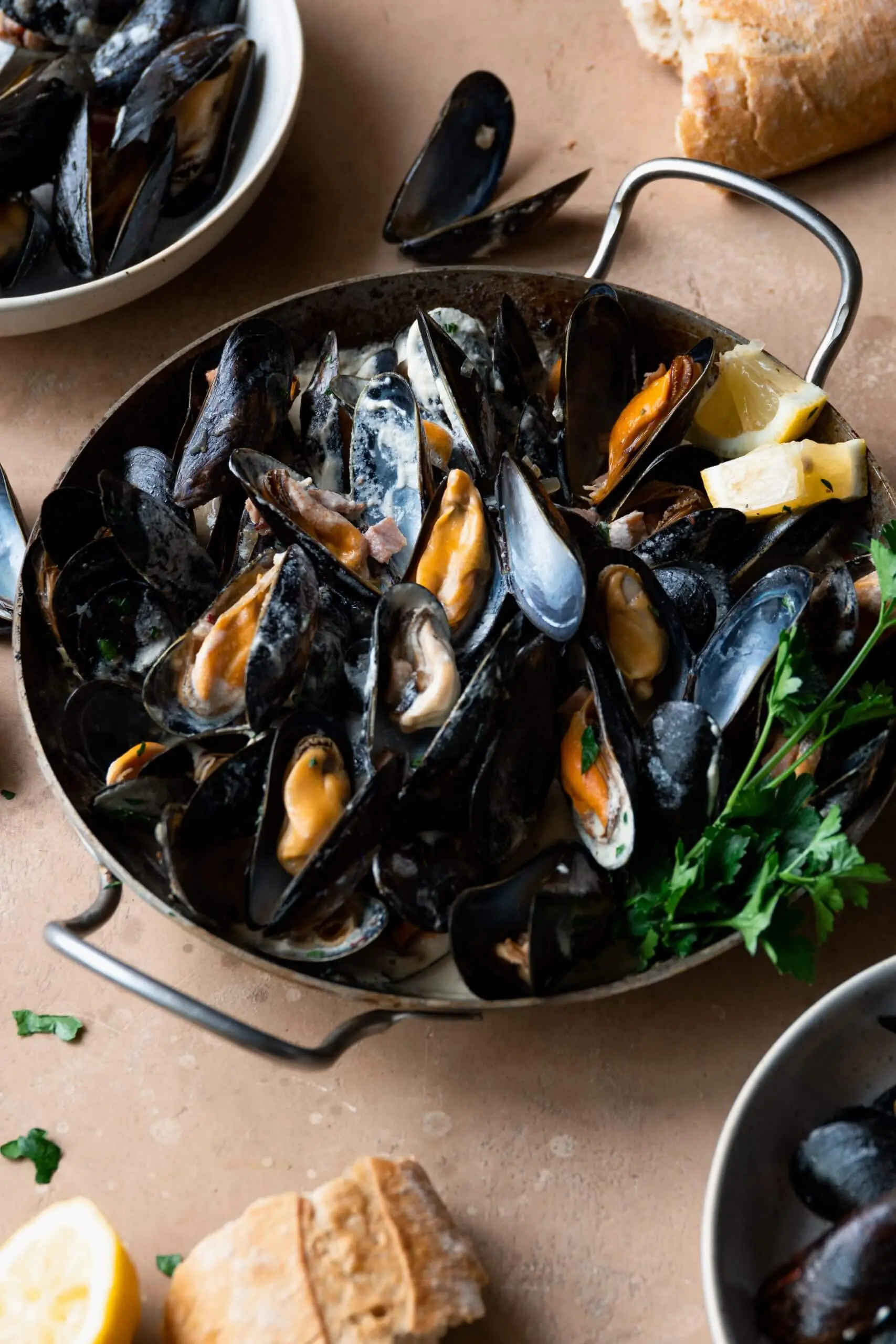 Mosselen in witte wijnsaus