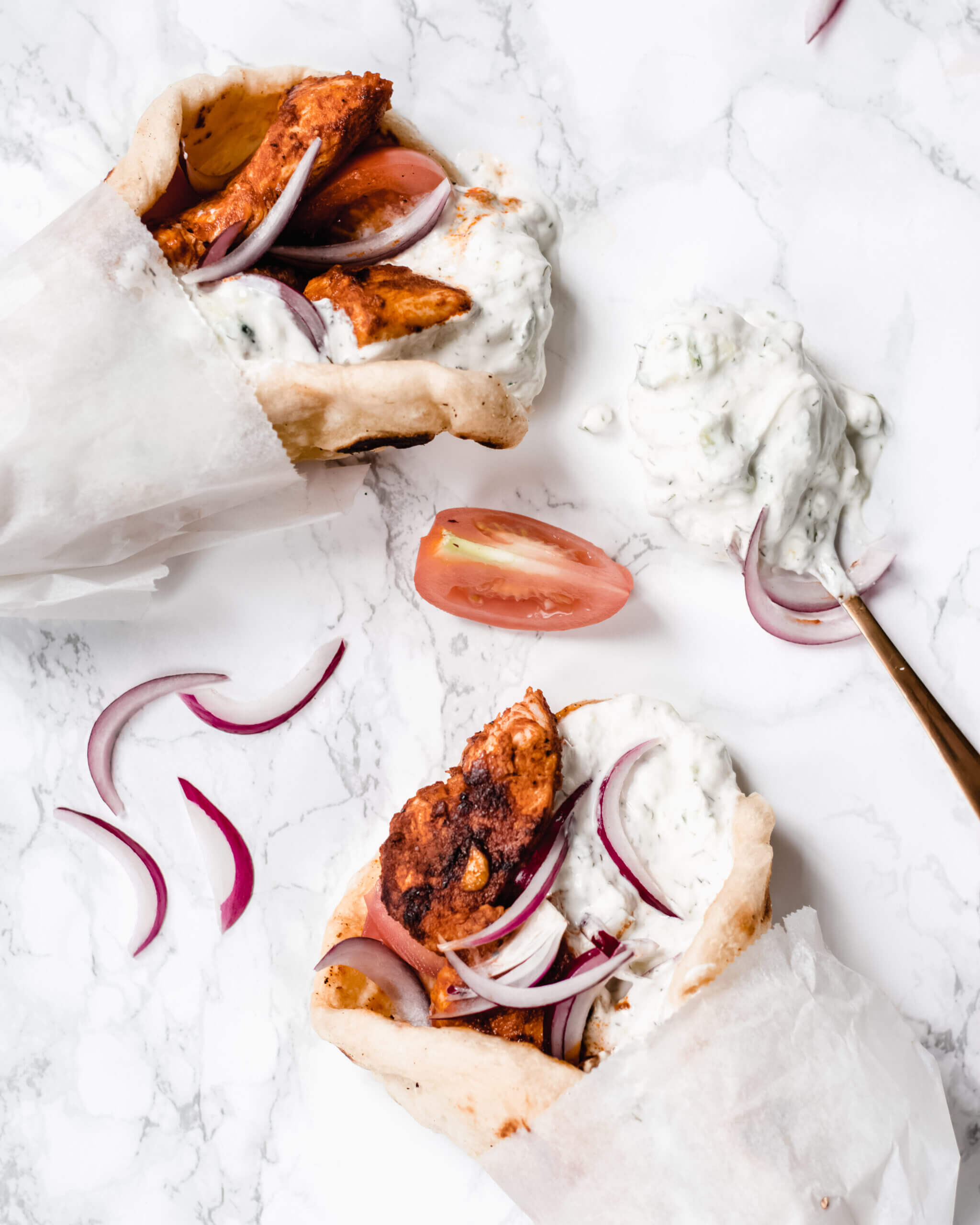 griekse pita met gyros en tzatziki