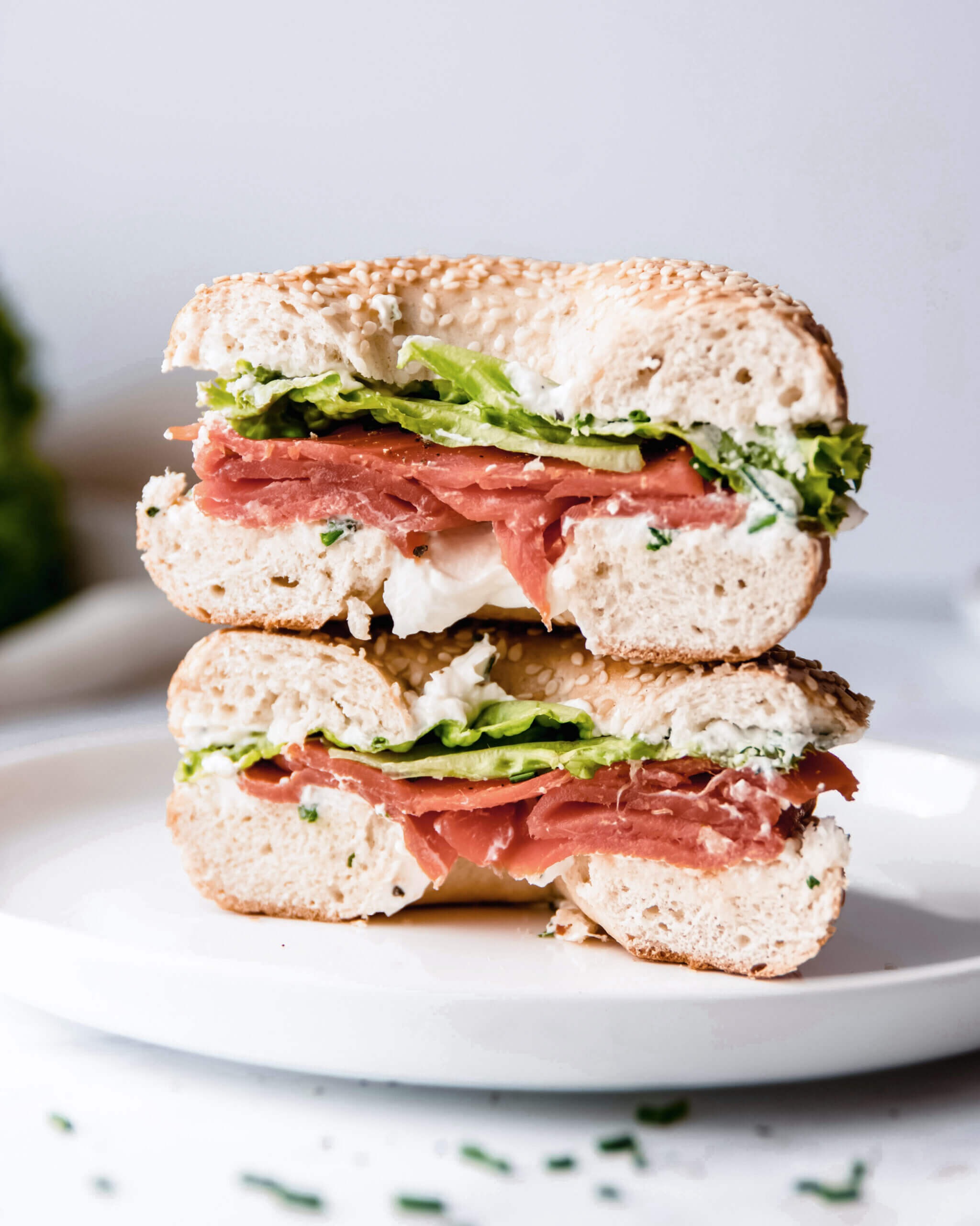 bagel met roomkaas en zalm