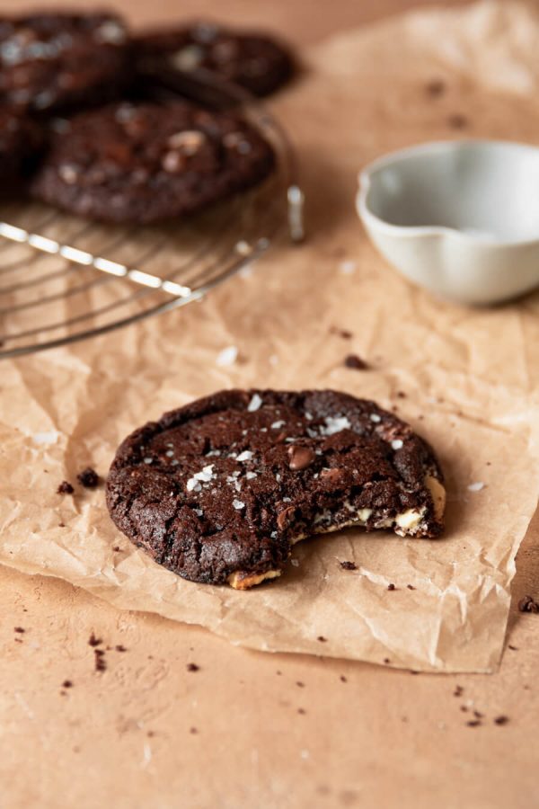 Triple chocolat chip cookies