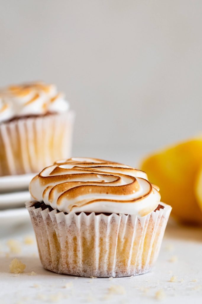 citroen cupcakes meringue