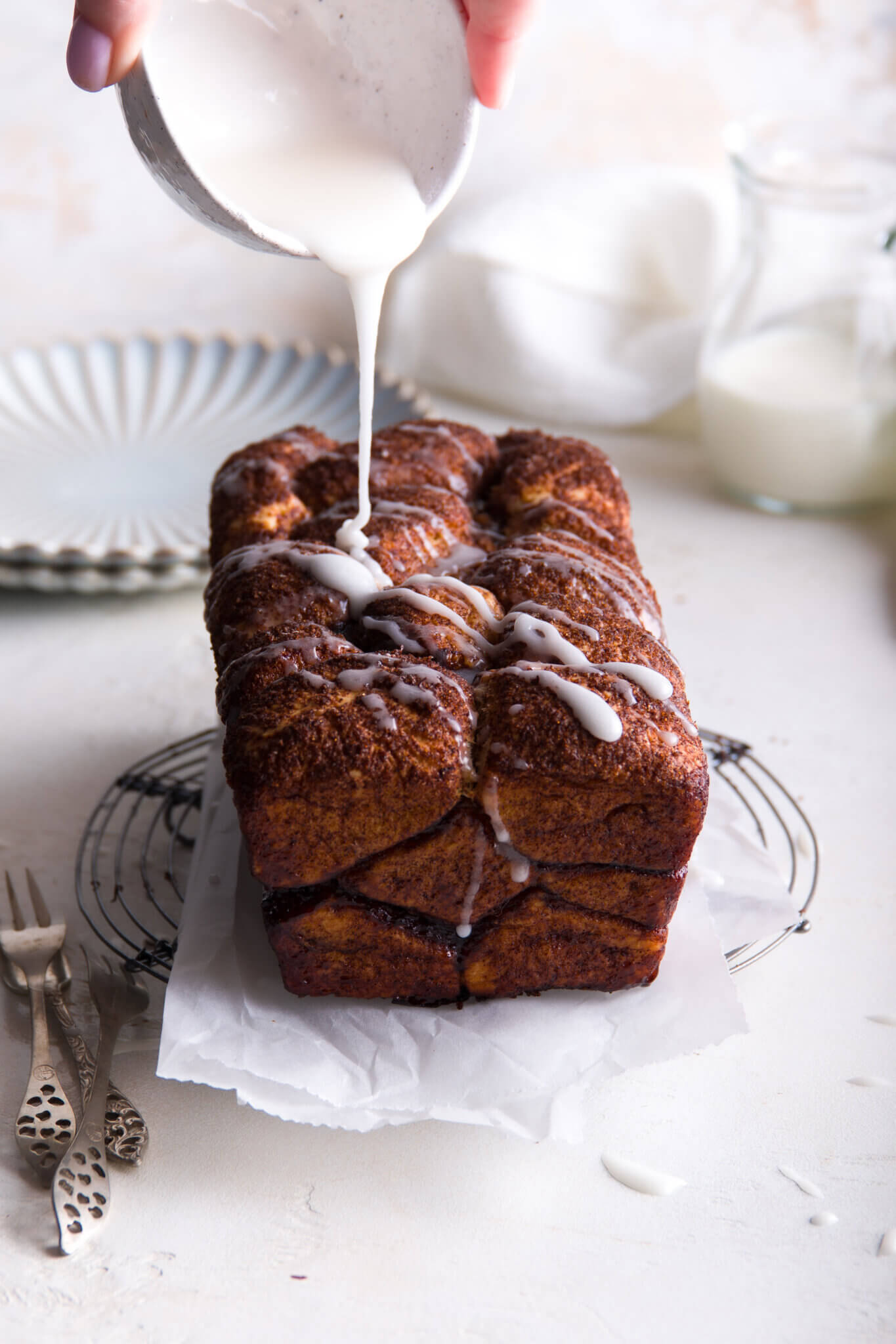 Monkeybread; plukbrood met suiker en kaneel - Food From ClaudNine