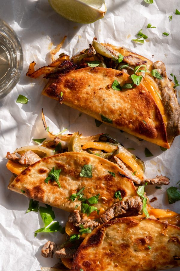 Philly cheesesteak tacos