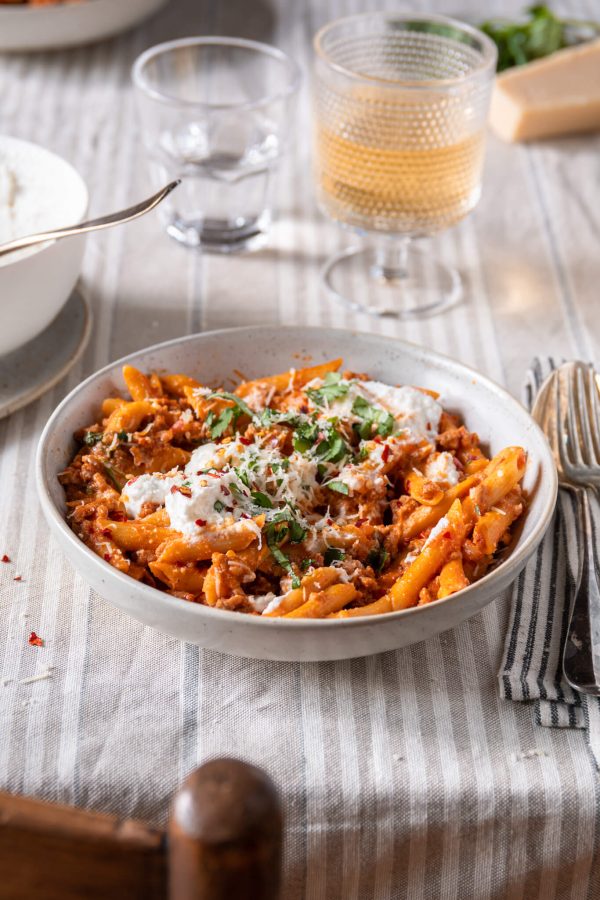 Eenpanspasta met penne en gehakt