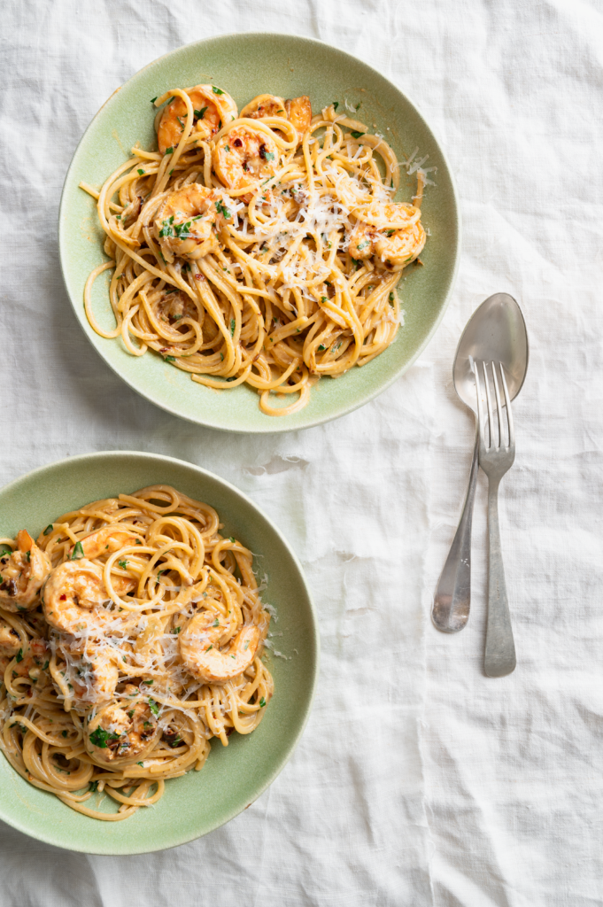 Crispy chili olie spaghetti met garnalen