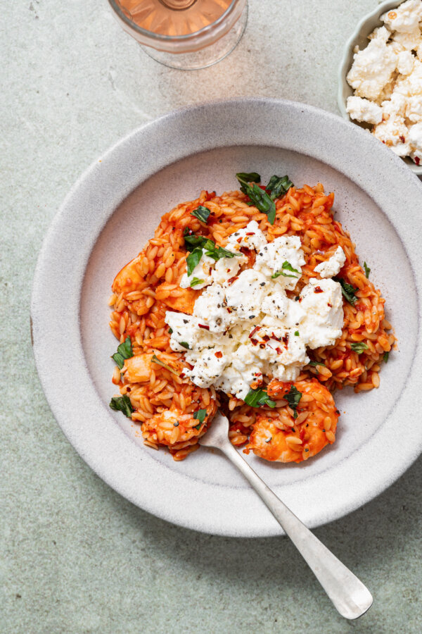 Tomaten orzo met garnalen