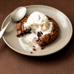 Brownie cookie met ijs